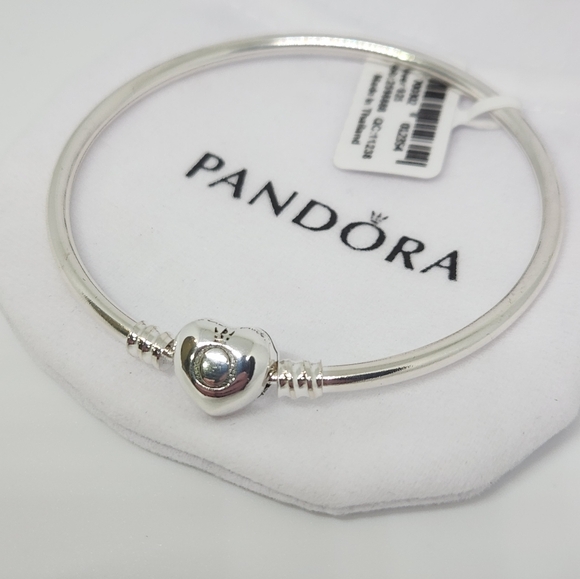 New Pandora Moments Heart Claps Bangle Bracelet for women's size 7.1 inches - Picture 3 of 5